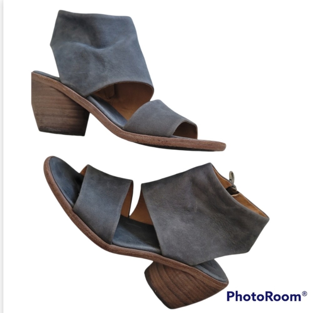 P. Monjo leather sandals heels women's size 37 made in Spain